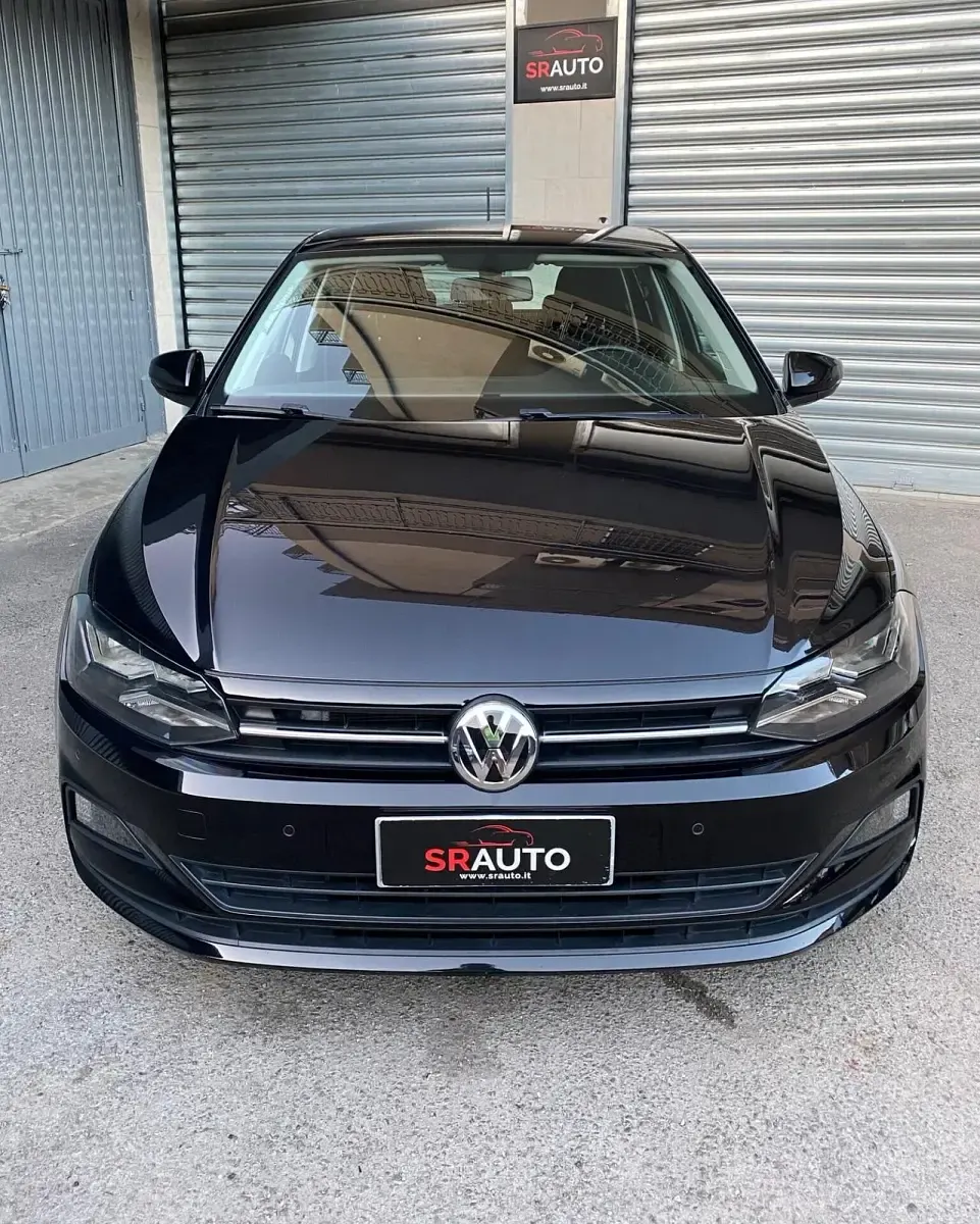 Usata VW Polo Comfortline 80 CV (58 kW) 2018 Nero Utilitaria