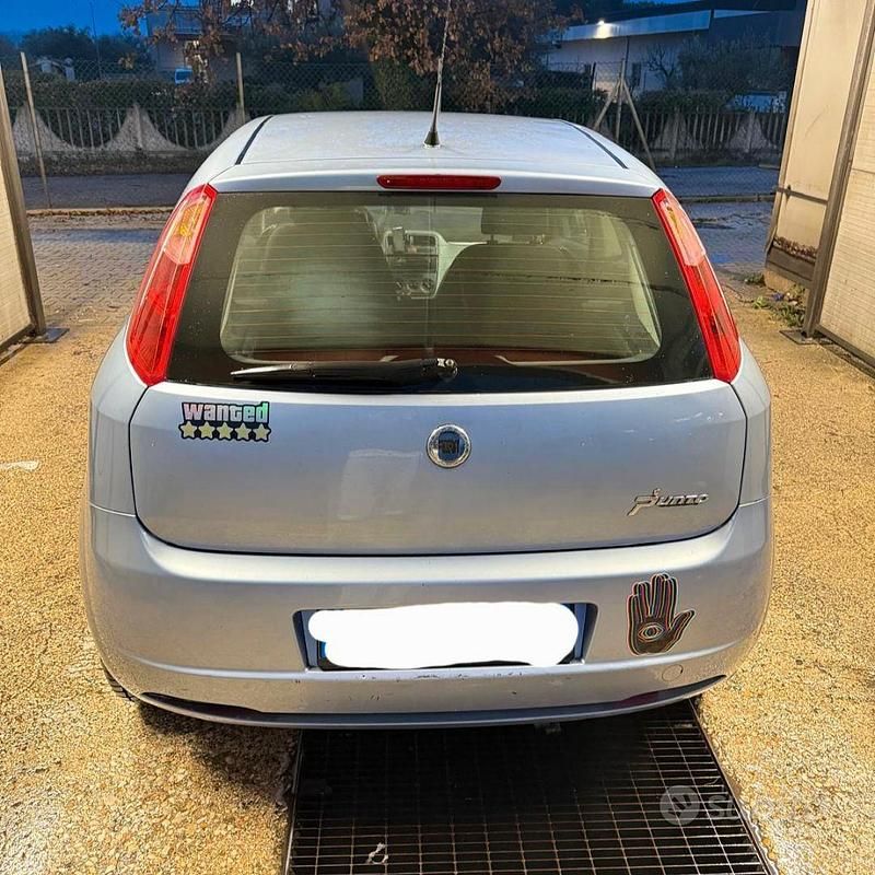 Usata Fiat Grande Punto 2005 Grigio Utilitaria