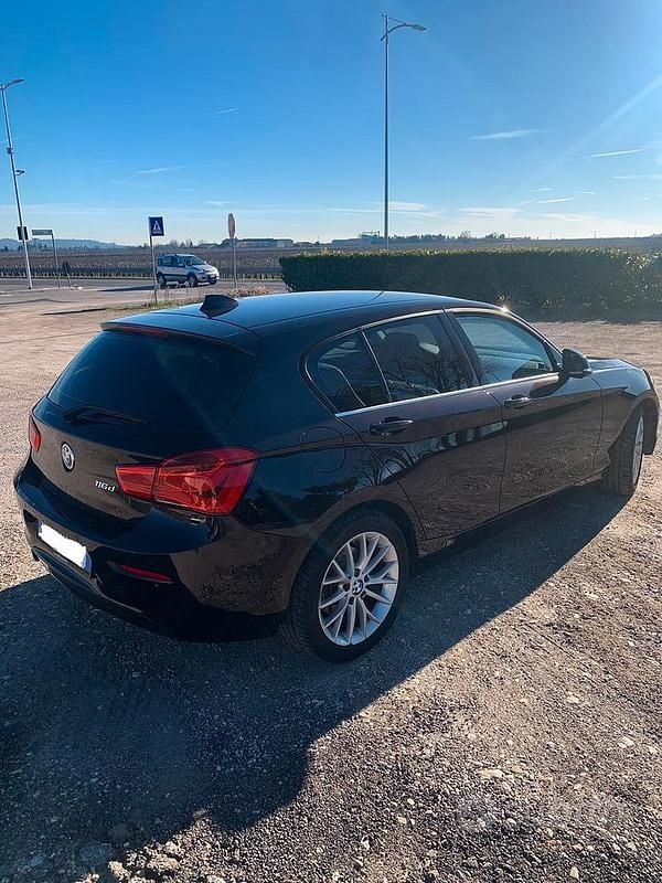 Usata BMW 116 116 CV (85 kW) 2016 Marrone Utilitaria