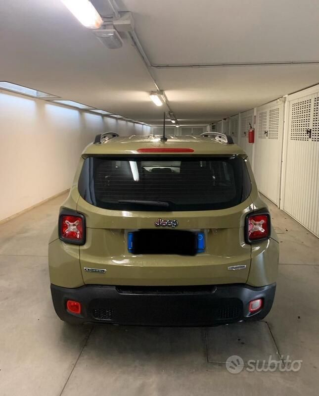 Usata Jeep Renegade 120 CV (88 kW) 2015 Verde SUV