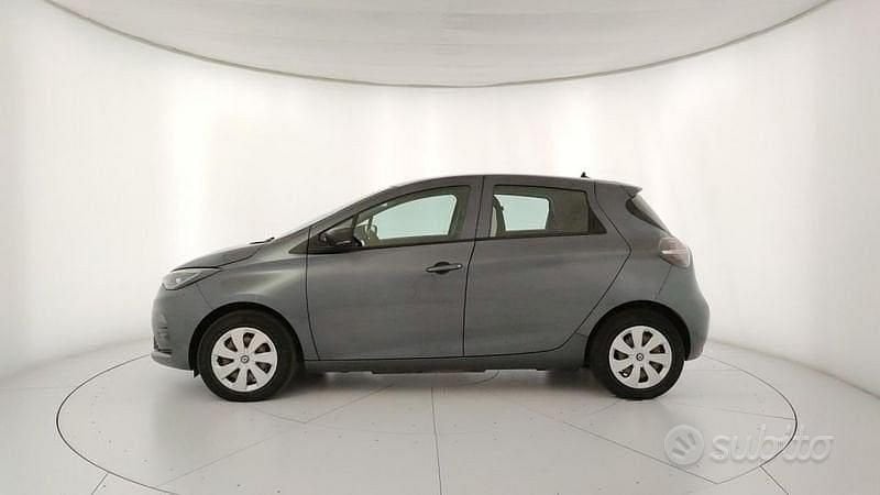 Usata Renault Zoe Life 80 kW (109 CV) 2022 Grigio Utilitaria
