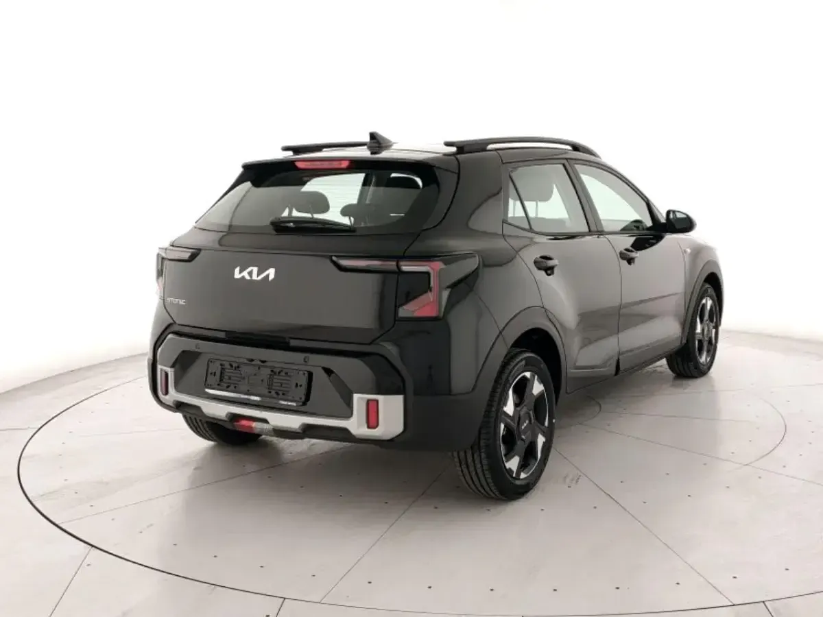 Nuova Kia Stonic Urban 100 CV (73 kW) 2026 Nero SUV