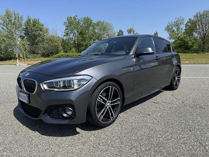 Grigio Usata 2018 BMW 116 M Sport Due volumi | 14.990 € (Ottimo prezzo) - Immagine 1/4
