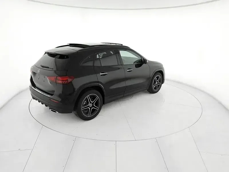 Nuova Mercedes GLA200 AMG line 150 CV (110 kW) 2026 Nero SUV