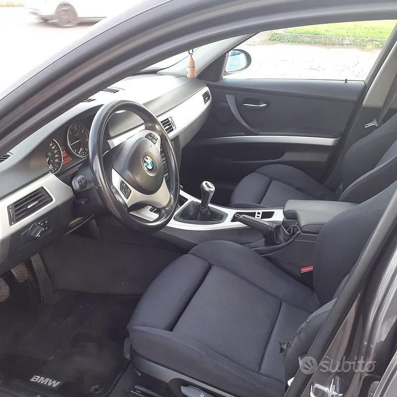 Usata BMW 320 2005 Grigio Berlina