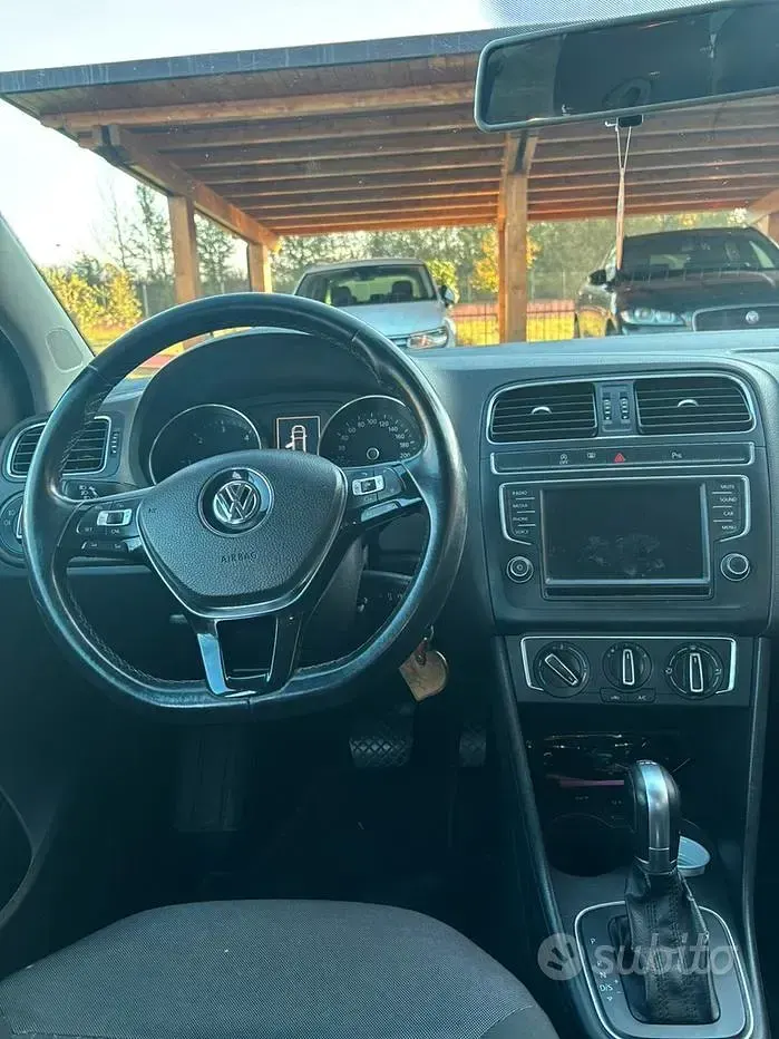 Usata VW Polo 85 CV (62 kW) 2017 Nero Utilitaria