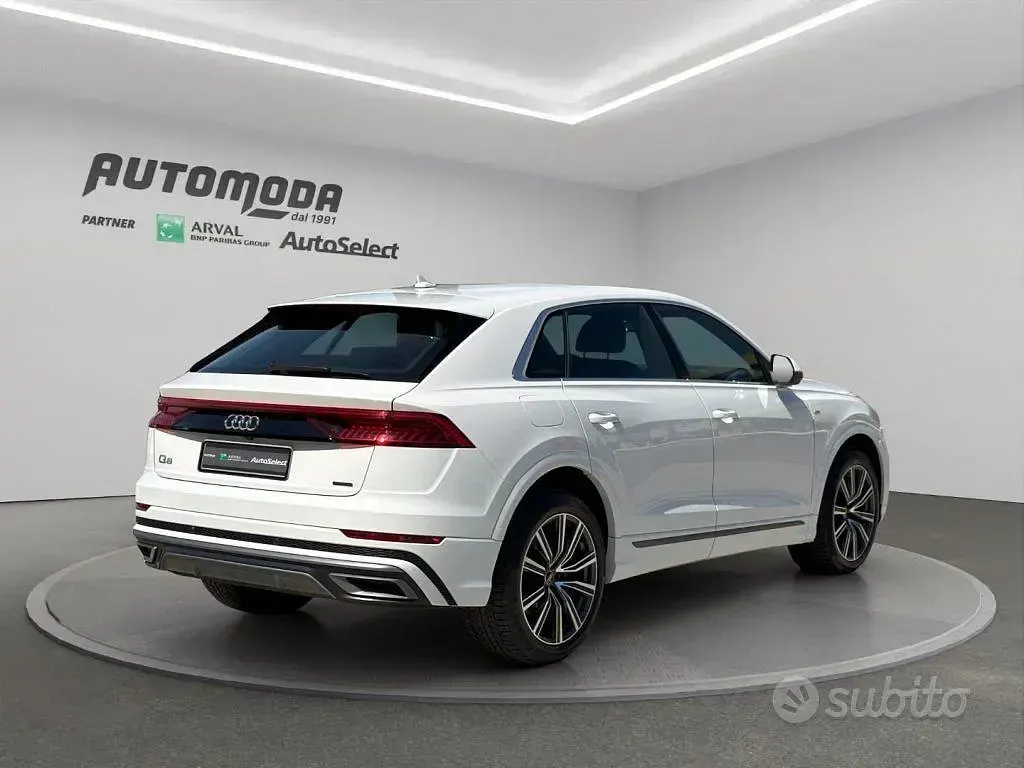 Usata Audi Q8 Sport 231 CV (169 kW) 2022 Bianco SUV
