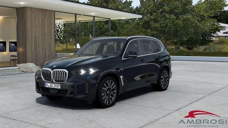 Nuova BMW X5 M Sport 489 CV (359 kW) 2025 Nero SUV