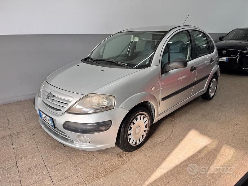 Grigio Usata 2002 Citroën C3 Exclusive Utilitaria | 1499 € (Buon prezzo) - Immagine 1/4