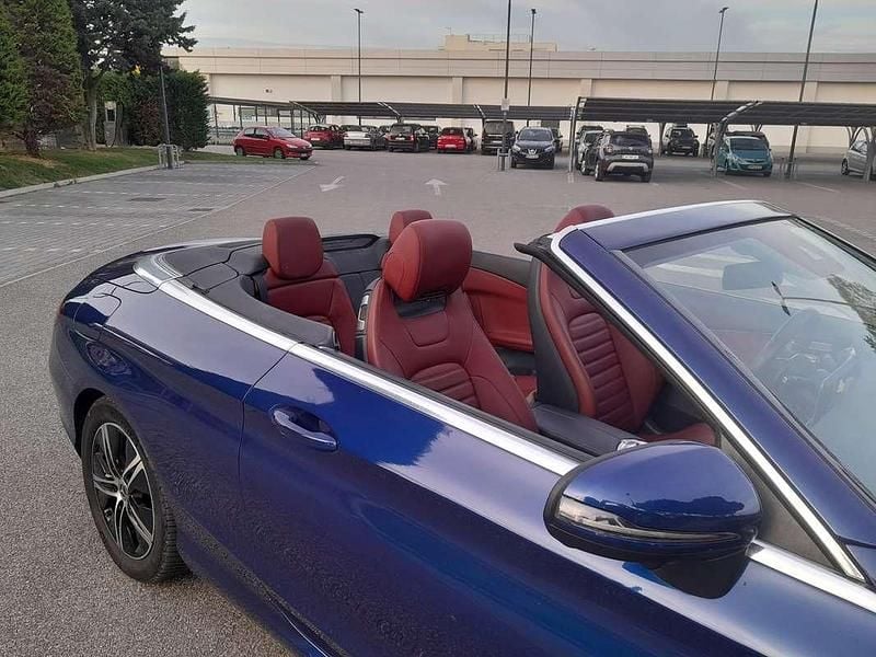 Usata Mercedes C220 Premium Plus 194 CV (142 kW) 2021 Blu/azzurro Cabrio