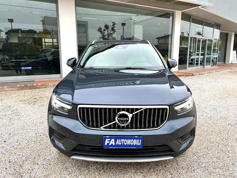 Usata Volvo XC40 Inscription 150 CV (110 kW) 2020 Blu SUV