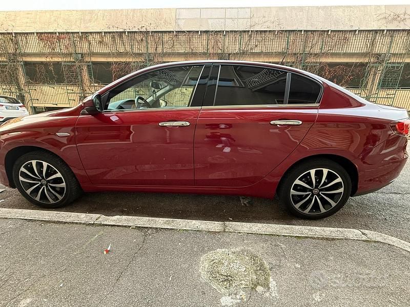 Usata Fiat Tipo Opening Edition 120 CV (88 kW) 2016 Rosso Berlina