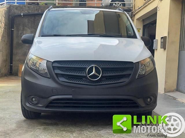 Usata Mercedes Vito 136 CV (100 kW) 2019 Bianco Furgone