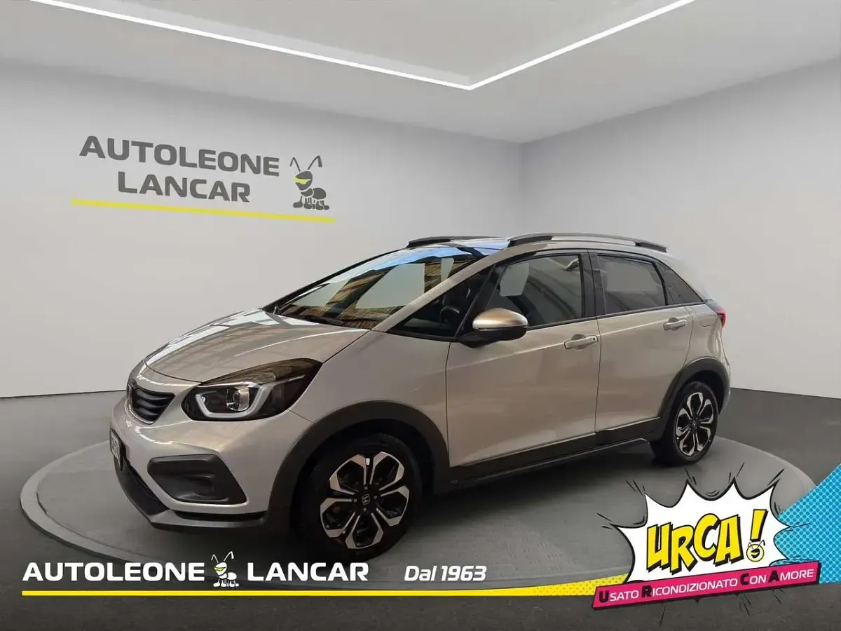 Usata Honda Jazz Executive 98 CV (72 kW) 2022 Bianco perlato Utilitaria