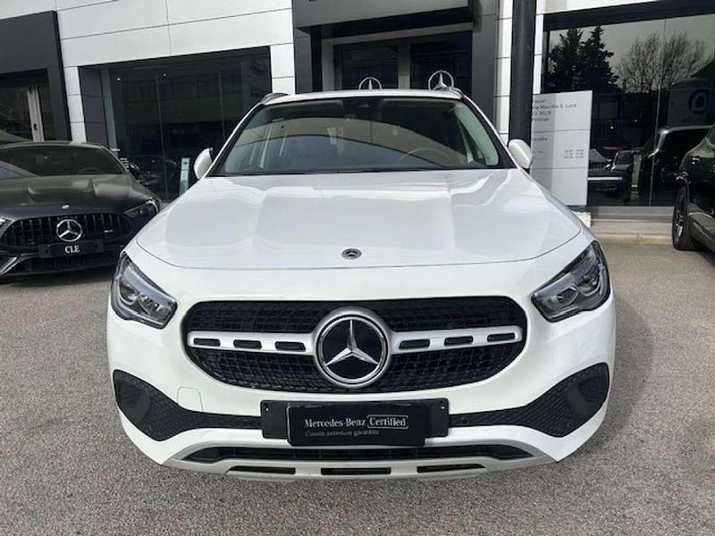 Usata Mercedes GLA180 Business 116 CV (85 kW) 2022 Bianco SUV