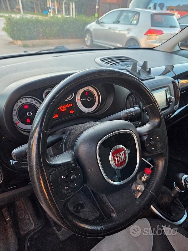 Usata Fiat 500L Pop Star 85 CV (62 kW) 2014 Nero Monovolume