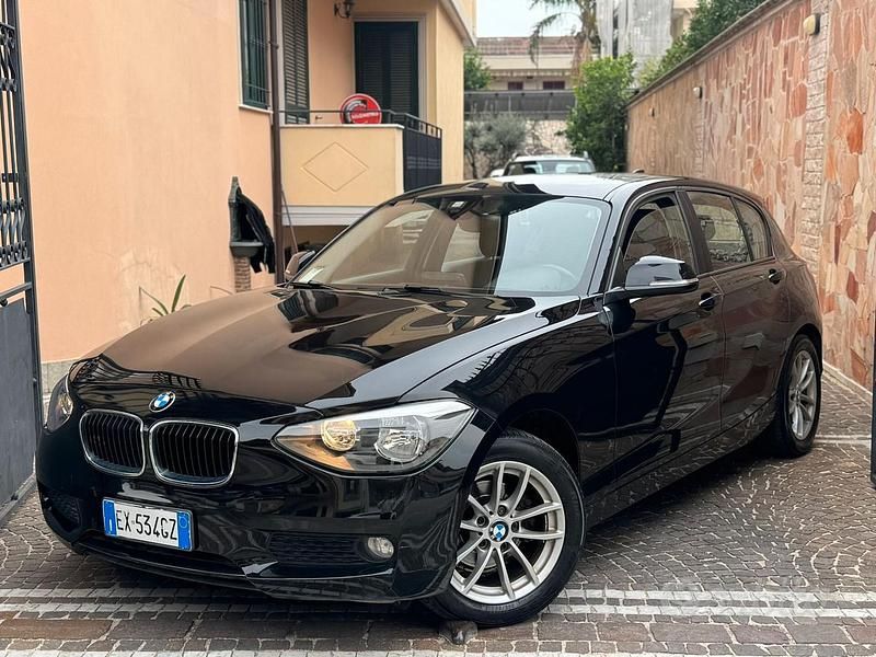 Usata BMW 116 Efficient Dynamics 116 CV (85 kW) 2014 Nero Utilitaria