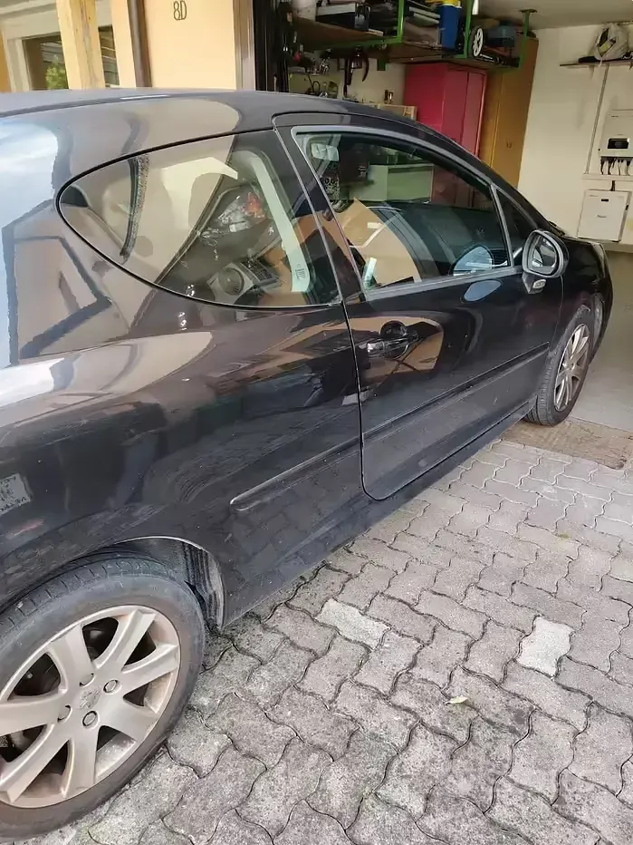 Usata Peugeot 207 90 CV (66 kW) 2008 Nero Berlina