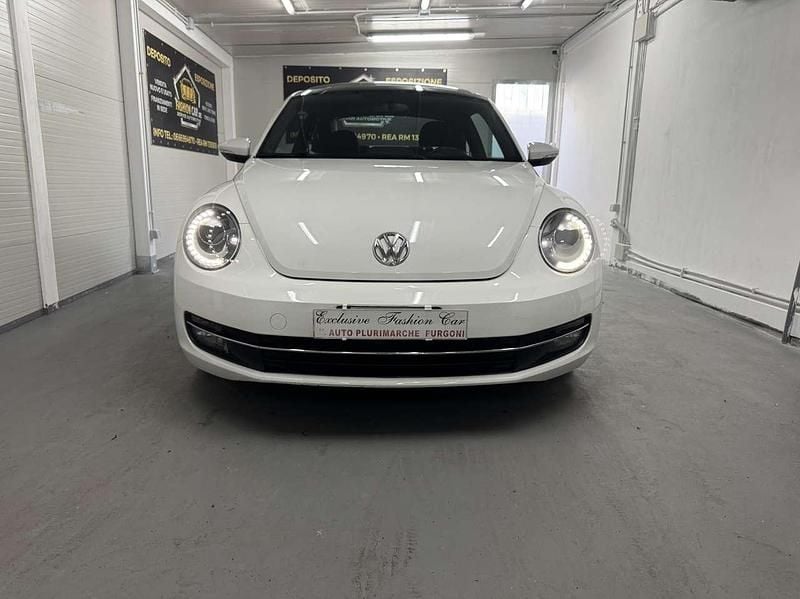 Usata VW Beetle Design 105 CV (77 kW) 2013 Bianco Utilitaria