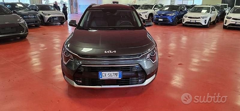 Usata Kia Niro Style 93 CV (68 kW) 2025 Grigio SUV