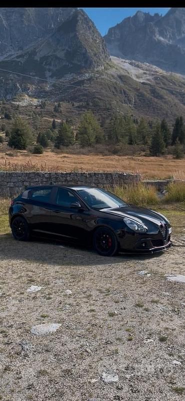 Usata Alfa Romeo Giulietta Business 120 CV (88 kW) 2016 Nero Utilitaria
