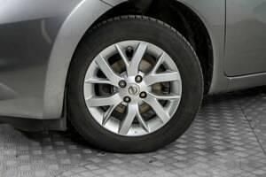 Usata Nissan Note 82 CV (60 kW) 2013 Grigio Utilitaria