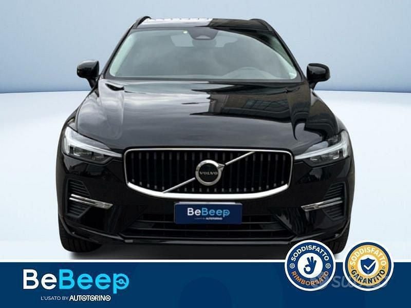 Usata Volvo XC60 Momentum 197 CV (144 kW) 2022 Nero metallizzato SUV