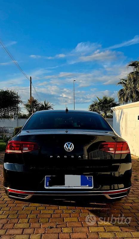 Usata VW Passat 150 CV (110 kW) 2020 Berlina
