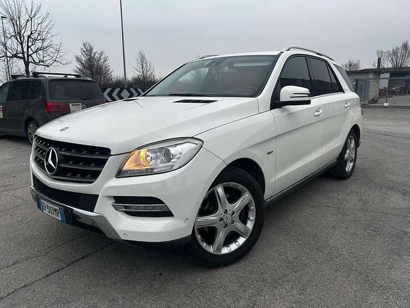 Usata Mercedes ML350 Premium 258 CV (189 kW) 2013 Bianco SUV