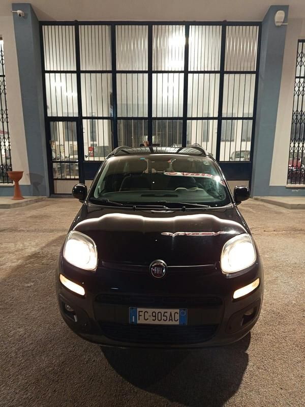Usata Fiat Panda Easy 75 CV (55 kW) 2015 Nero Utilitaria