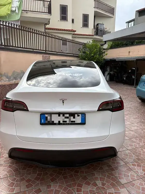Usata Tesla Model Y RWD 88 kW (120 CV) 2022 SUV