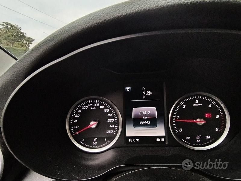 Usata Mercedes C220 170 CV (125 kW) 2014 Nero Berlina