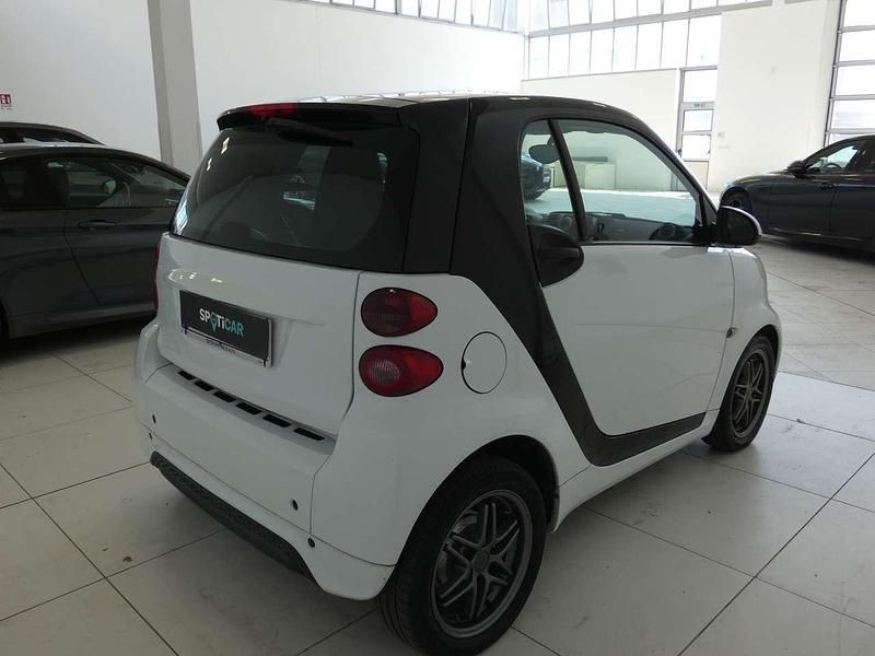Usata Smart ForTwo Coupé Pure 61 CV (44 kW) 2013 Bianco Utilitaria