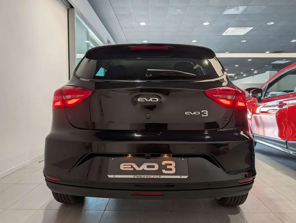 Nuova EVO Evo 3 113 CV (83 kW) 2026 Nero SUV