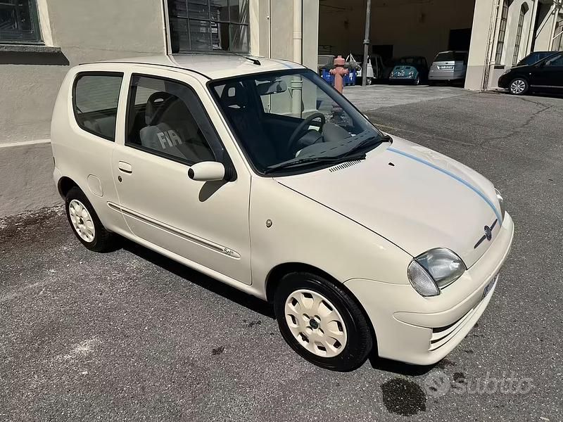 Occasion Fiat 600 Anniversary 54 ch (39 kW) 2005 Citadine