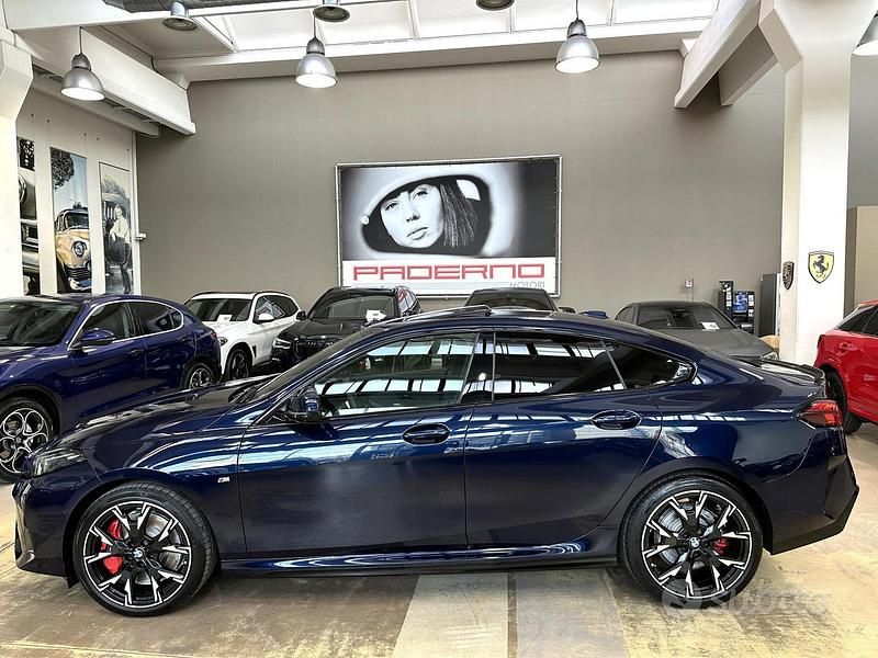 Usata BMW 220 M Sport 163 CV (119 kW) 2025 Tansanit blau Coupé