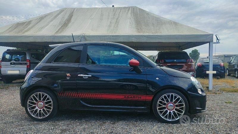 Usata Abarth 595 Turismo 160 CV (117 kW) 2015 Nero / metallizzato Utilitaria