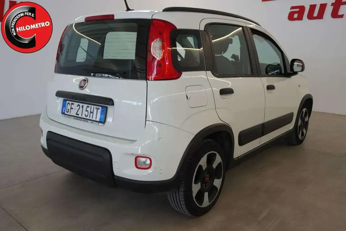 Usata Fiat Panda City Life 69 CV (50 kW) 2021 Bianco Utilitaria