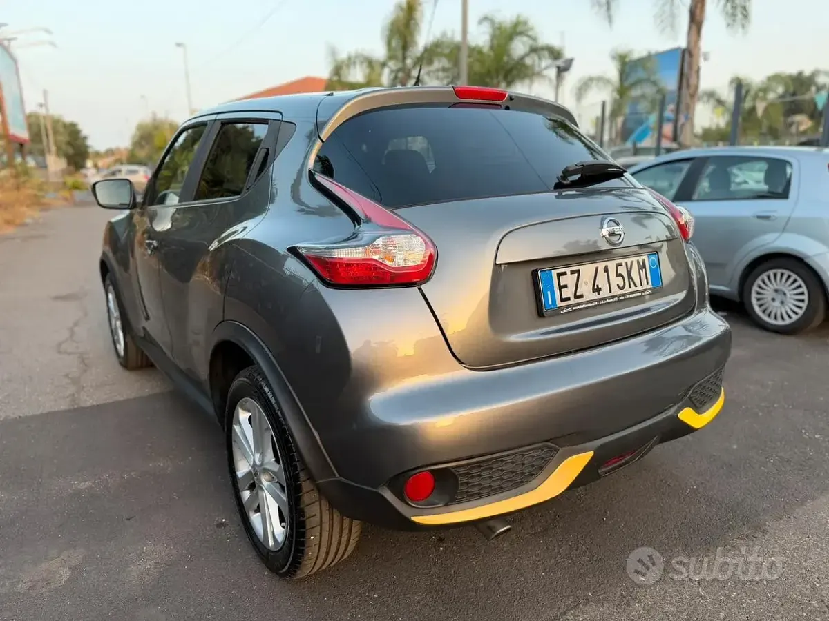 Usata Nissan Juke 110 CV (80 kW) 2015 Grigio SUV