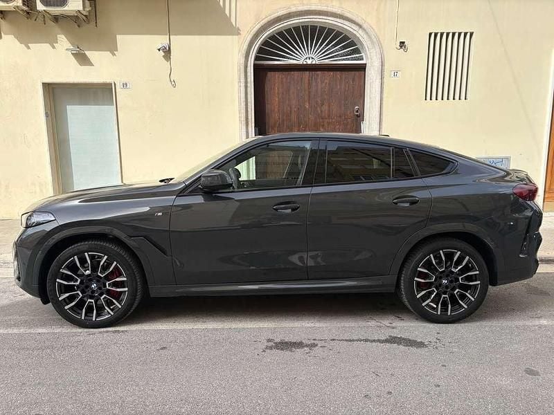 Usado BMW X6 M Sport 340 HP (250 kW) 2024 SUV