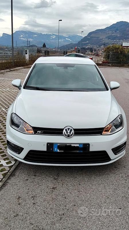Usata VW Golf VII Edition 110 CV (80 kW) 2017 Bianco Berlina