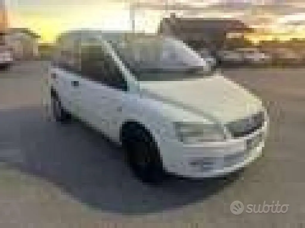 Usata Fiat Multipla 103 CV (75 kW) 2006 Bianco Monovolume