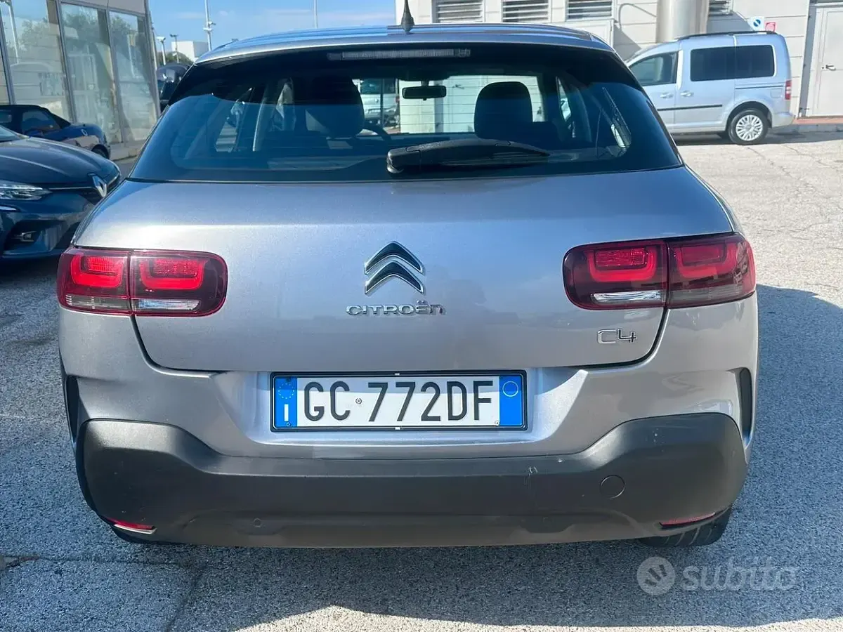 Usata Citroën C4 102 CV (75 kW) 2018 Grigio Berlina
