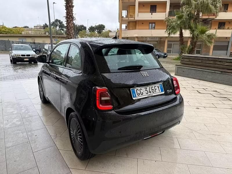 Usata Fiat 500e La Prima 42 kW (58 CV) 2021 Nero Berlina