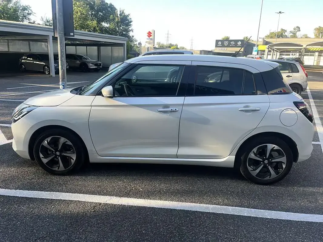 Usata Suzuki Swift 83 CV (61 kW) 2025 Utilitaria