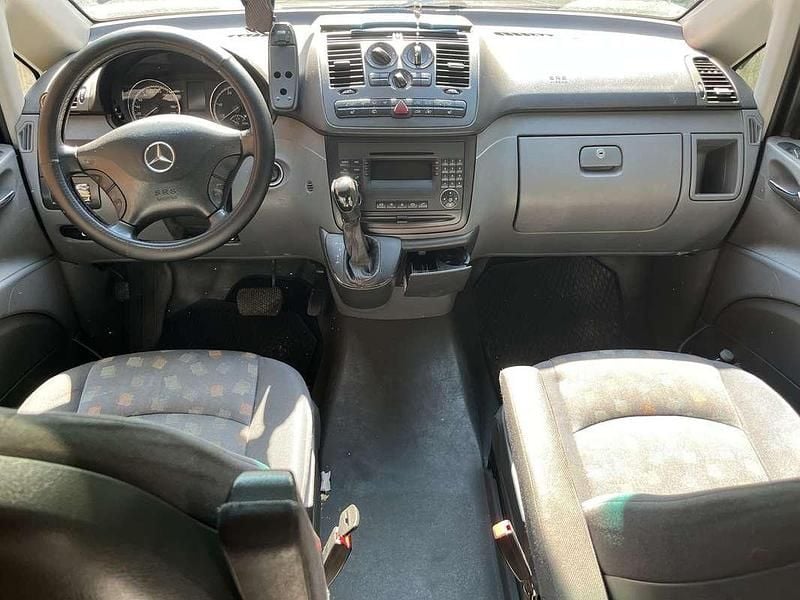 Usata Mercedes Vito 150 CV (110 kW) 2009 Argento