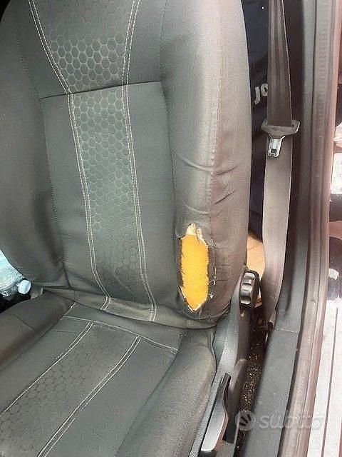 Usata Ford Fiesta Titanium 68 CV (50 kW) 2009 Nero Utilitaria