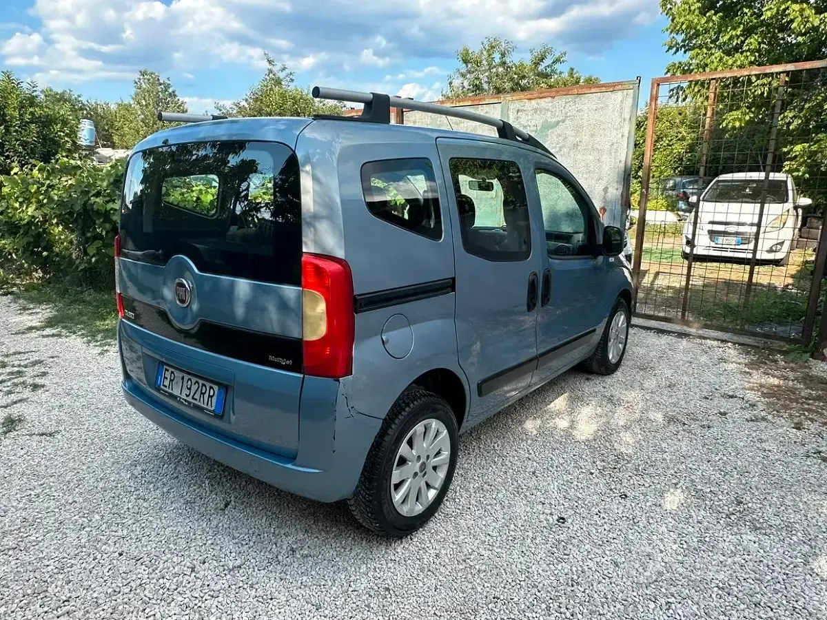 Usata Fiat Qubo Trekking 75 CV (55 kW) 2013 Bluazzurro Monovolume