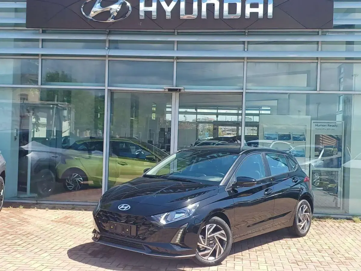 Nuova Hyundai i20 101 CV (74 kW) 2026 Nero Utilitaria
