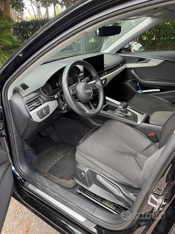 Usata Audi A4 Business 163 CV (119 kW) 2020 Nero Berlina
